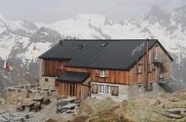 SAC Almagellerhütte