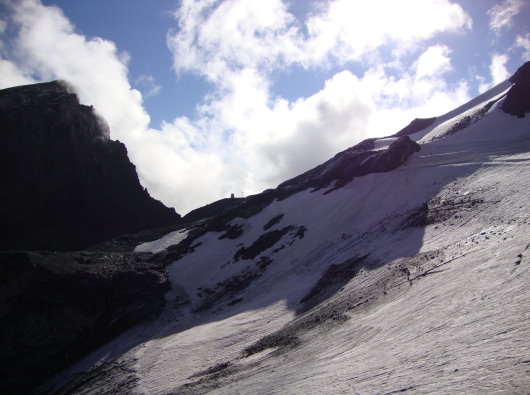 Chessjengletscher mit Spalten