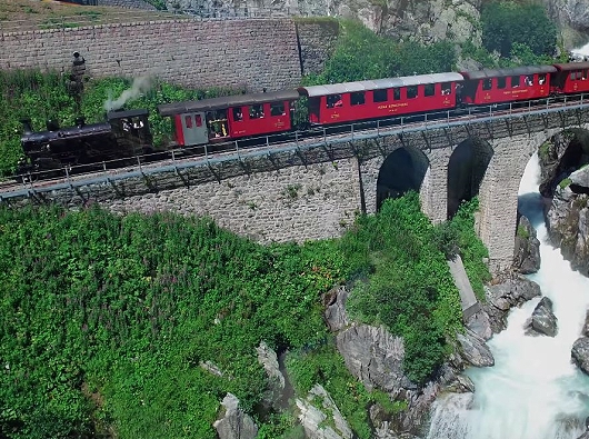 Dampfbahn Furka Bergstrecke DFB - Lok F.O.4