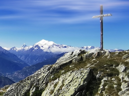 Foggenhorn mit Gipfelkreuz