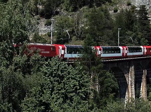 Glacier Express Brücke Sommer