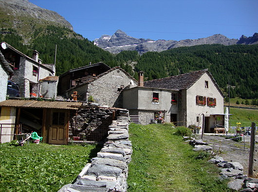 Stockalperweg mit Maschihues