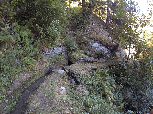 Suone Wyssa mit Wasserschieber zur Feldbewässerung