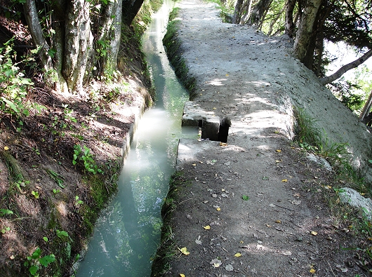 Suonen Wasserweg im Oberwallis